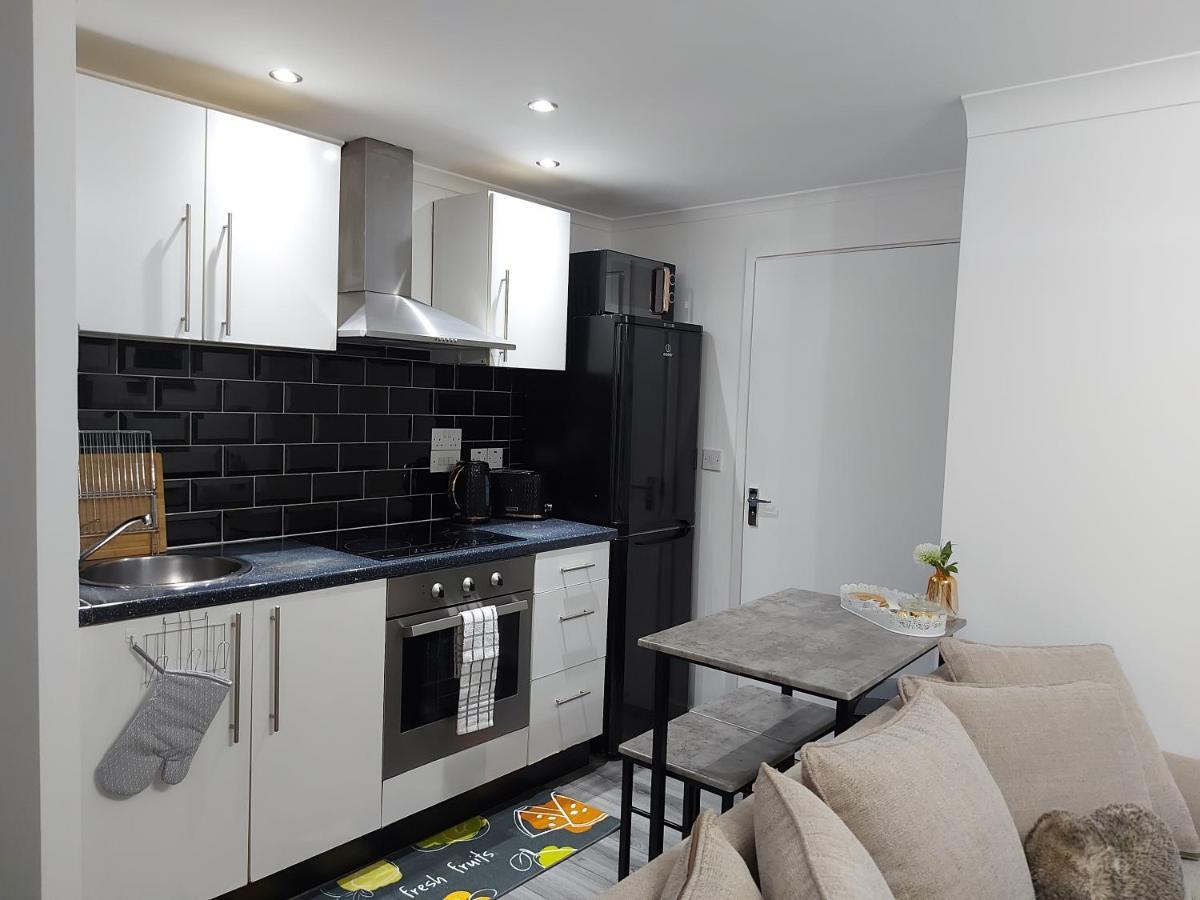 Lovely 1-Bedroom Condo With Parking On Premises Minworth Экстерьер фото